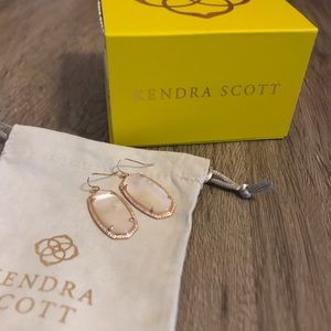 Elle Lux Kendra Scott Earrings